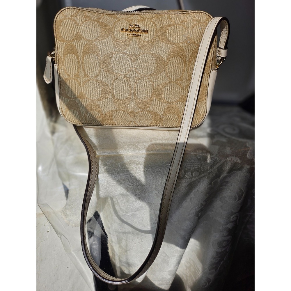 Coach Mini Camera Bag in Signature Logo/Cream-Tan